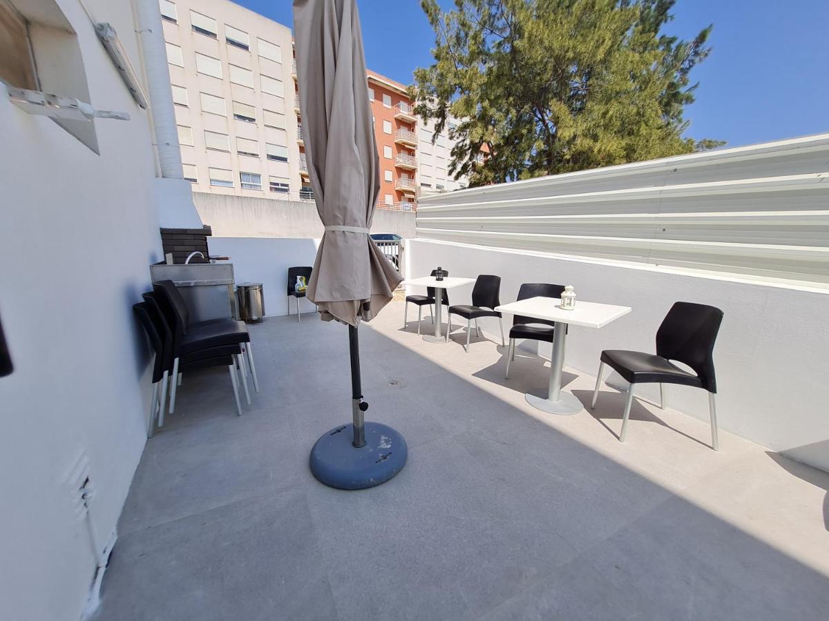 Hostel Supremo Armação de Pêra 외부 사진